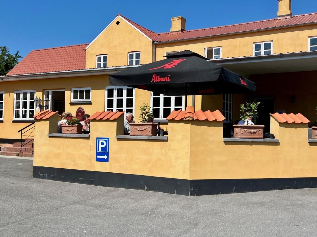 Oro Kro & Hotel Exterior photo