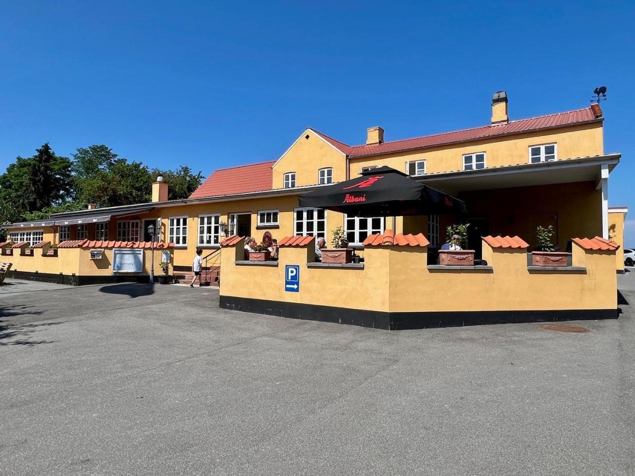 Oro Kro & Hotel Exterior photo